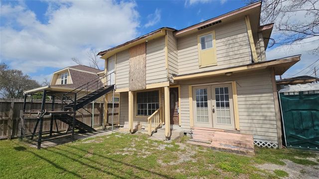 6502 W Montgomery Road, Houston, TX 77091
