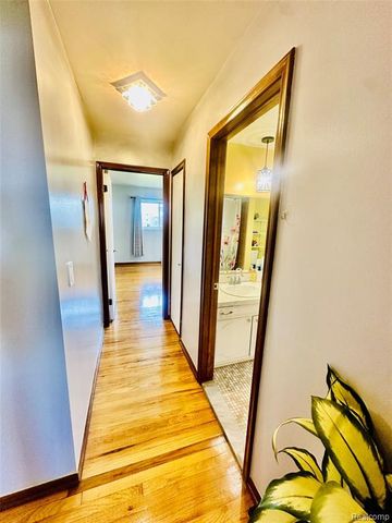 26321 Burg Road, Warren, MI 48089