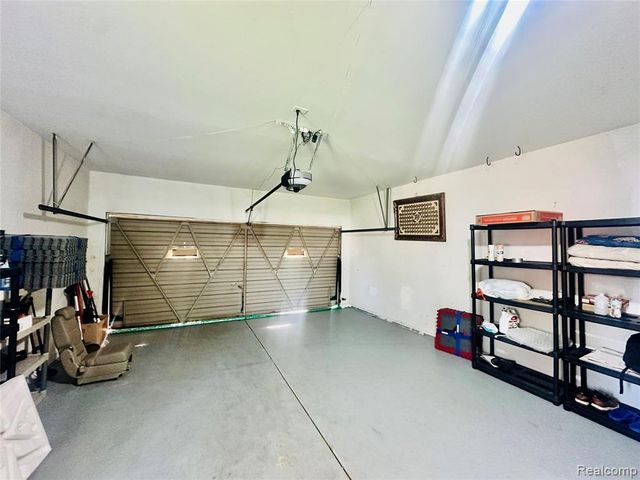 26321 Burg Road, Warren, MI 48089