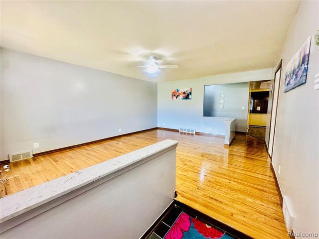 26321 Burg Road, Warren, MI 48089