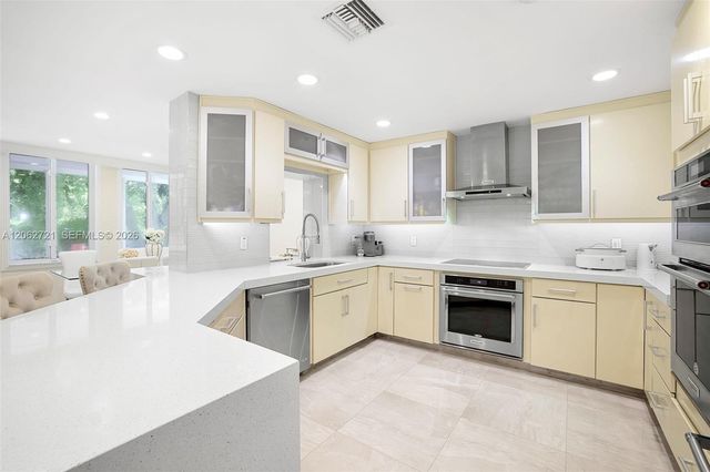 426 SE 5th Street, Dania Beach, FL 33004