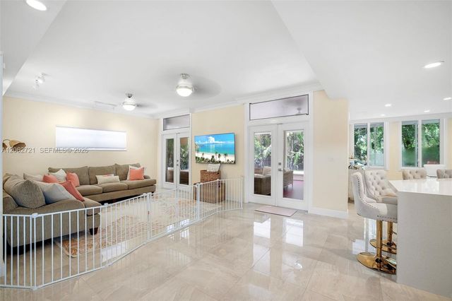 426 SE 5th Street, Dania Beach, FL 33004