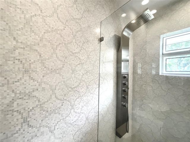 426 SE 5th Street, Dania Beach, FL 33004