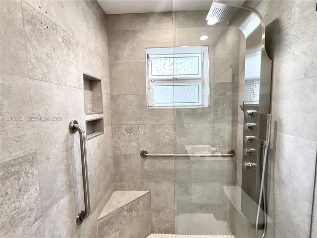 426 SE 5th Street, Dania Beach, FL 33004