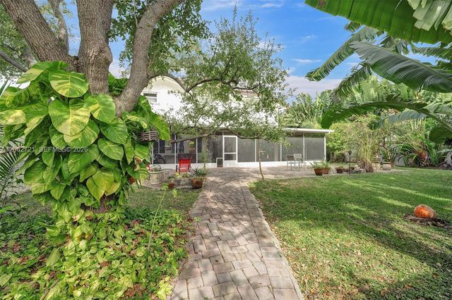 426 SE 5th Street, Dania Beach, FL 33004