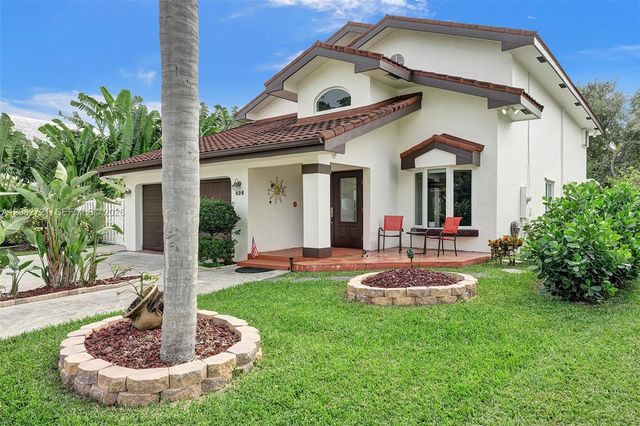 426 SE 5th Street, Dania Beach, FL 33004