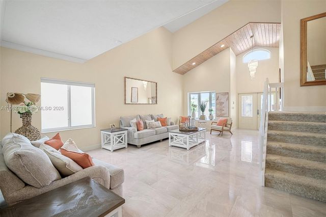 426 SE 5th Street, Dania Beach, FL 33004