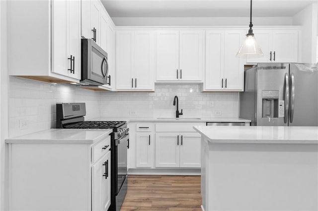 1637 Winpost Lane, Atlanta, GA 30318