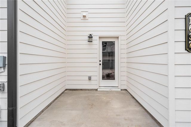 1637 Winpost Lane, Atlanta, GA 30318