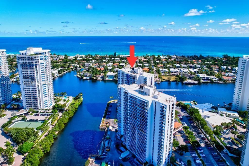 20505 E Country Club Drive 143, Aventura, FL 33180