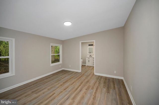 1438 EASTHAM RD, Bumpass, VA 23024