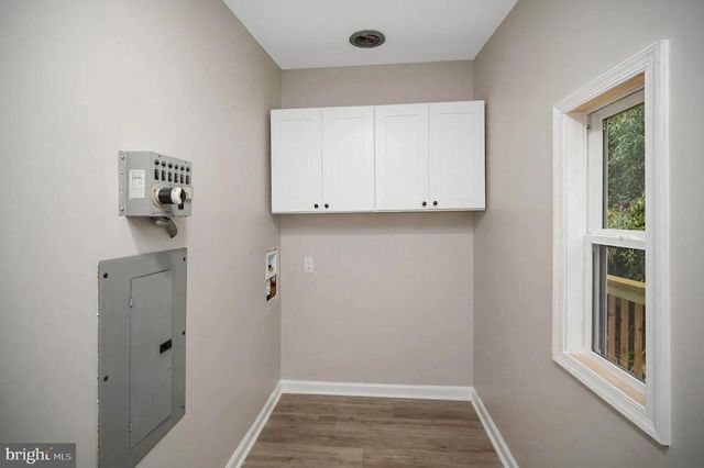 1438 EASTHAM RD, Bumpass, VA 23024