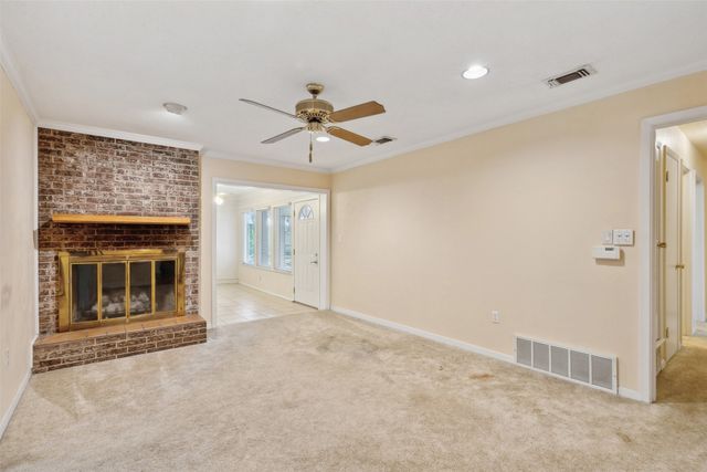 700 Cedar Street, Mineral Wells, TX 76067