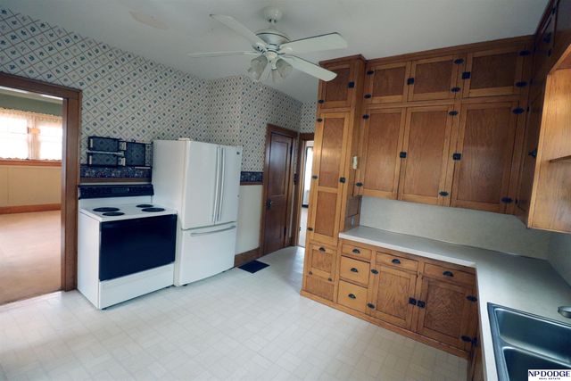 345 W 8th Street, Fremont, NE 68025