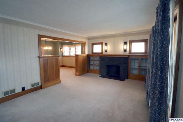 345 W 8th Street, Fremont, NE 68025