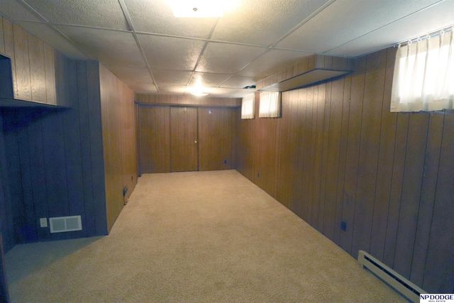 345 W 8th Street, Fremont, NE 68025