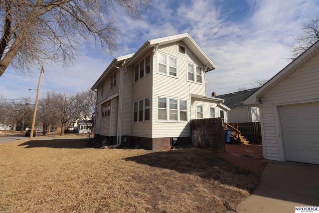 345 W 8th Street, Fremont, NE 68025