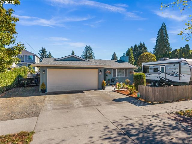 2439 A St, Forest Grove, OR 97116