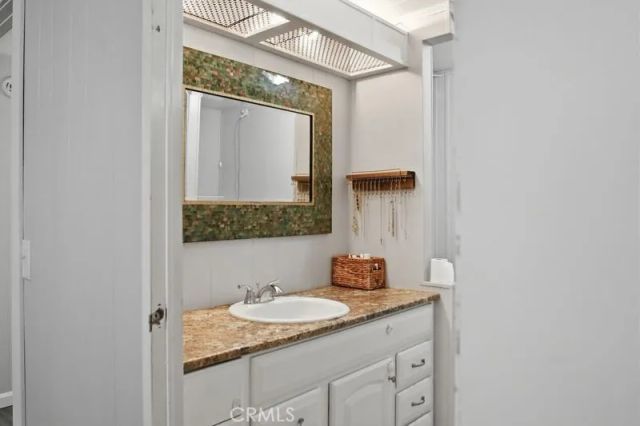 34164 Harrow Hill Road, Wildomar, CA 92595