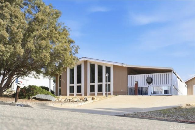 34164 Harrow Hill Road, Wildomar, CA 92595