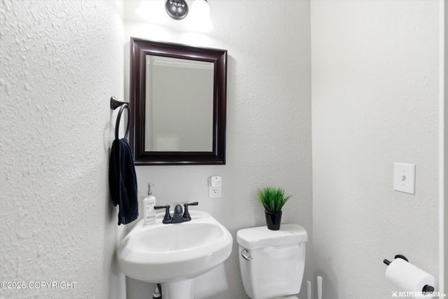 401 Westcove Drive, Wasilla, AK 99654