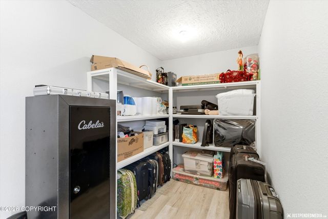 401 Westcove Drive, Wasilla, AK 99654