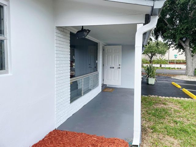 840 NW 33rd Street, Oakland Park, FL 33309