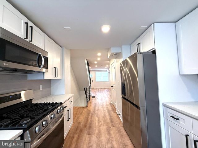 609 MOUNTAIN ST, Philadelphia, PA 19148