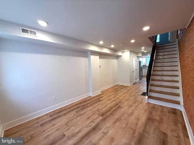609 MOUNTAIN ST, Philadelphia, PA 19148