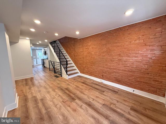 609 MOUNTAIN ST, Philadelphia, PA 19148