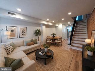 609 MOUNTAIN ST, Philadelphia, PA 19148