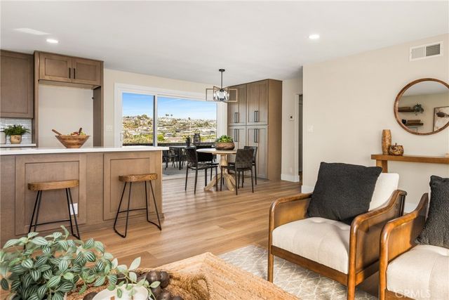 113 Monte Vista 7, San Clemente, CA 92672