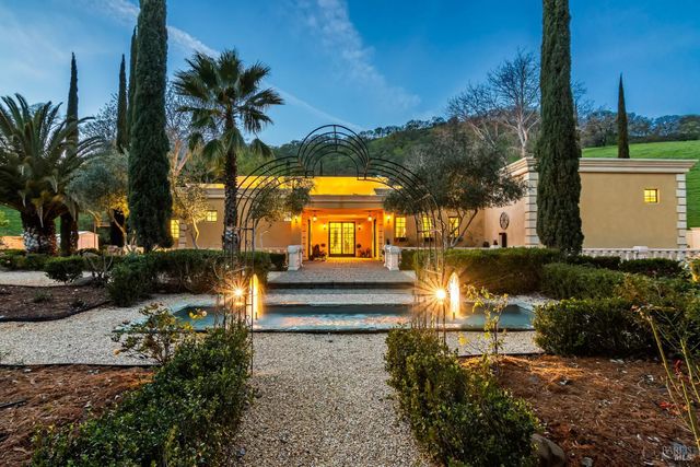 3467 Blue Mountain Dr, Fairfield, CA 94534