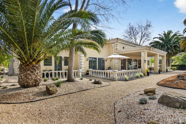 3467 Blue Mountain Dr, Fairfield, CA 94534