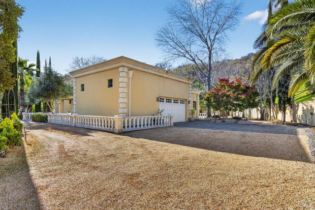 3467 Blue Mountain Dr, Fairfield, CA 94534