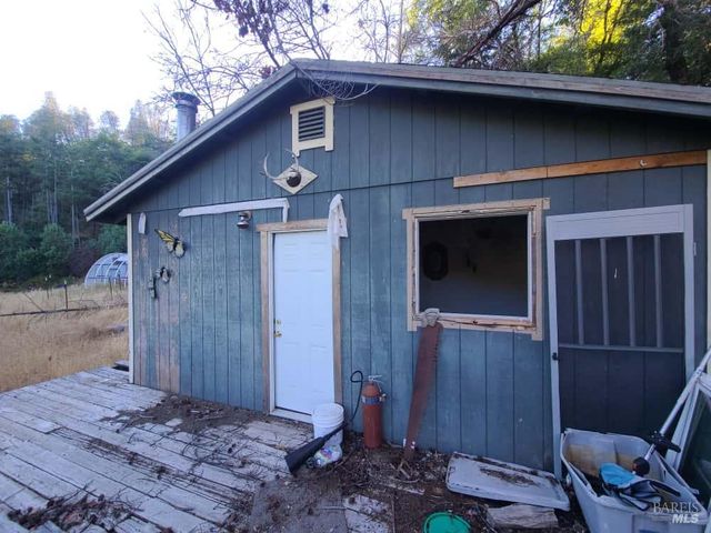 28990 Eel River Ranch Rd, Covelo, CA 95428