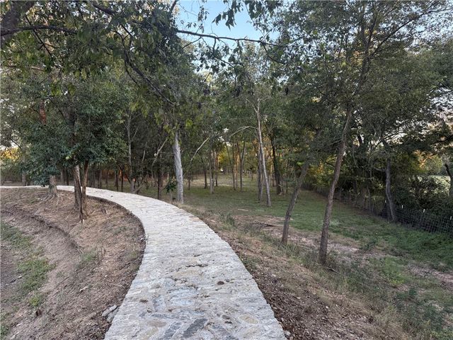 3319 Kendall Lane, Waco, TX 76705