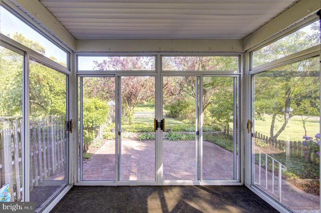 273 S DEVON AVE, Wayne, PA 19087