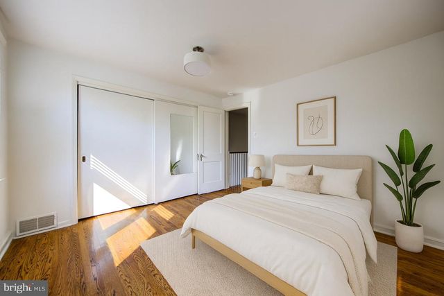 273 S DEVON AVE, Wayne, PA 19087