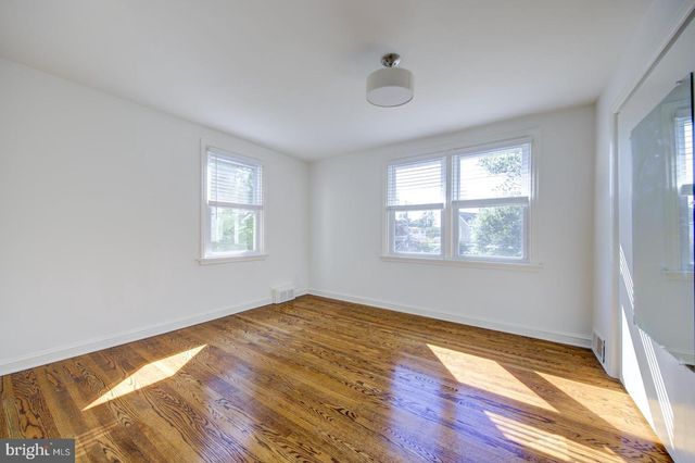 273 S DEVON AVE, Wayne, PA 19087