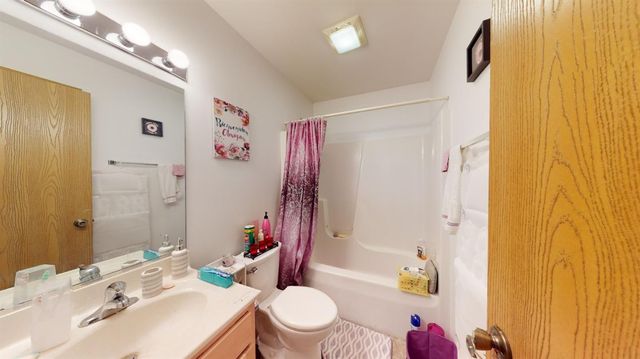 8602 Harrison Street, Merrillville, IN 46410