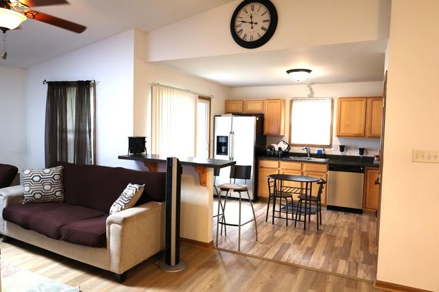 8602 Harrison Street, Merrillville, IN 46410