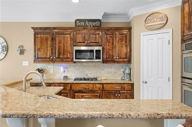 2182 Chestnut Oak Circle, College Station, TX 77845