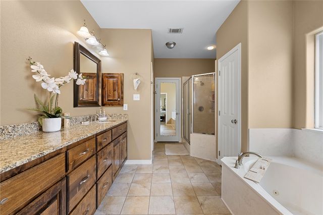 2182 Chestnut Oak Circle, College Station, TX 77845