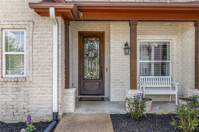 2182 Chestnut Oak Circle, College Station, TX 77845