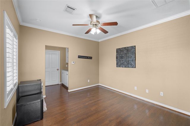 2182 Chestnut Oak Circle, College Station, TX 77845