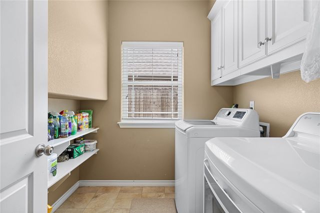 2182 Chestnut Oak Circle, College Station, TX 77845