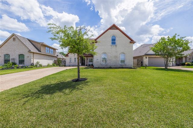 2182 Chestnut Oak Circle, College Station, TX 77845