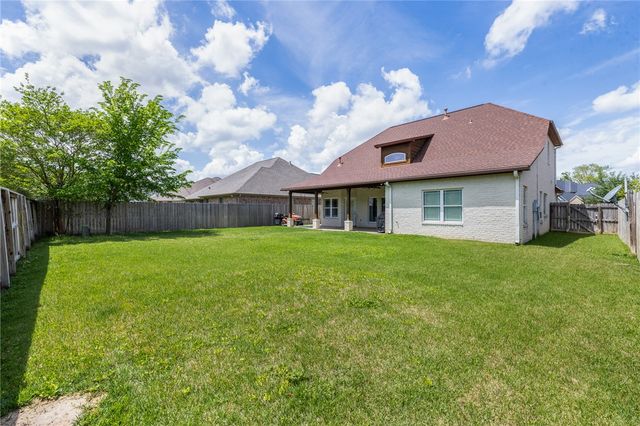 2182 Chestnut Oak Circle, College Station, TX 77845