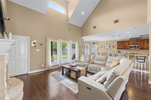 2182 Chestnut Oak Circle, College Station, TX 77845